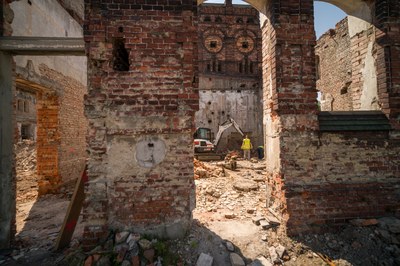 Jedním z projektů, které pomohou úvěrové prostředky dokončit, je například rekonstrukce budovy městských jatek. Foto: Boris Renner