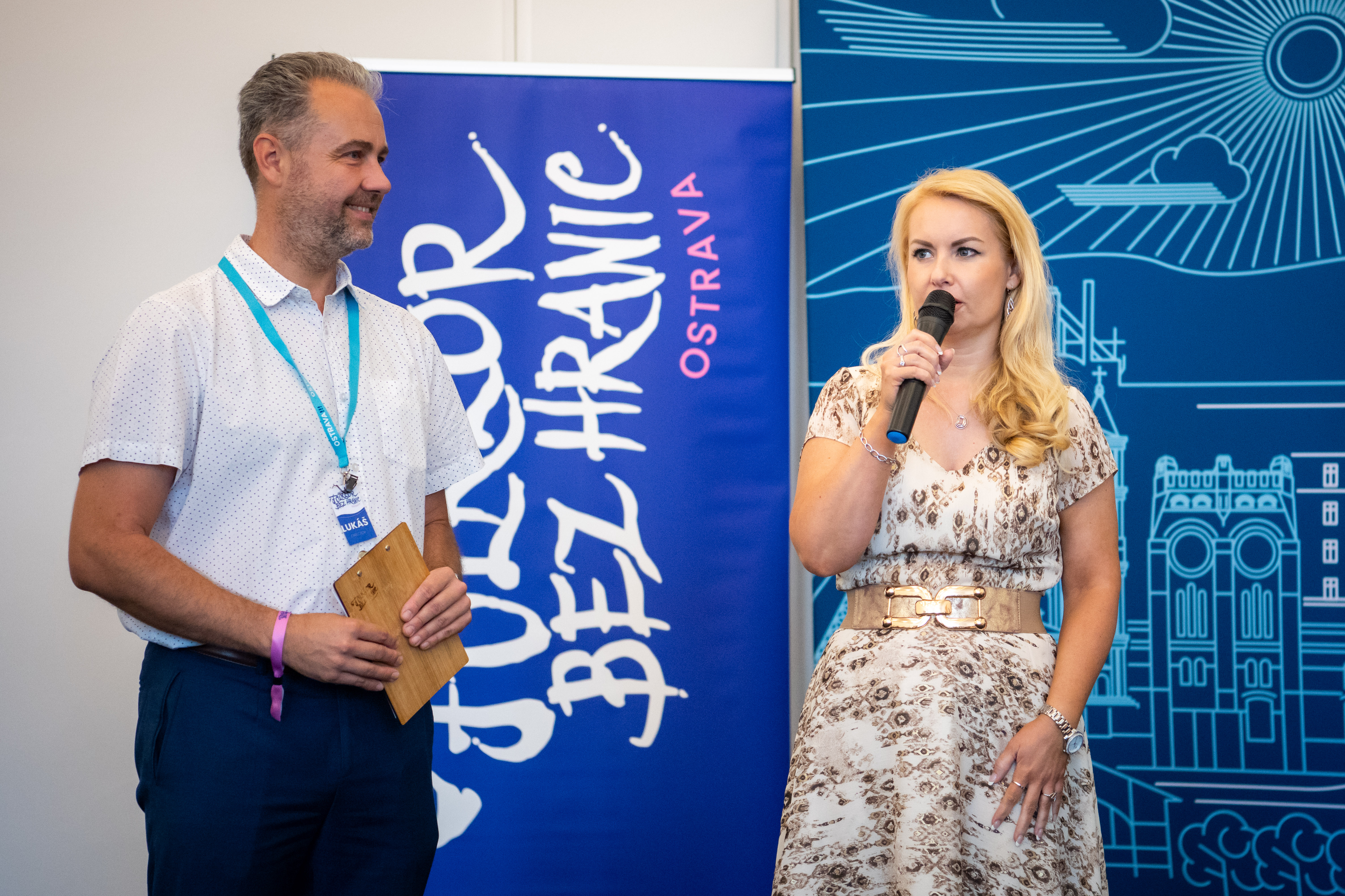 Náměstkyně Baránková Vilamová s ředitelem festivalu Lukášem Pavlíkem