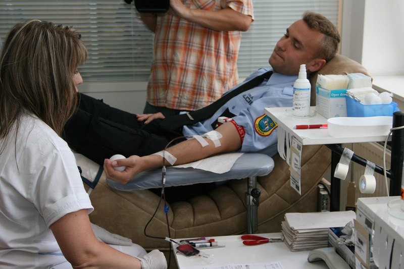 Sedmadvacetiletý Jan Krober daroval krev poprvé.