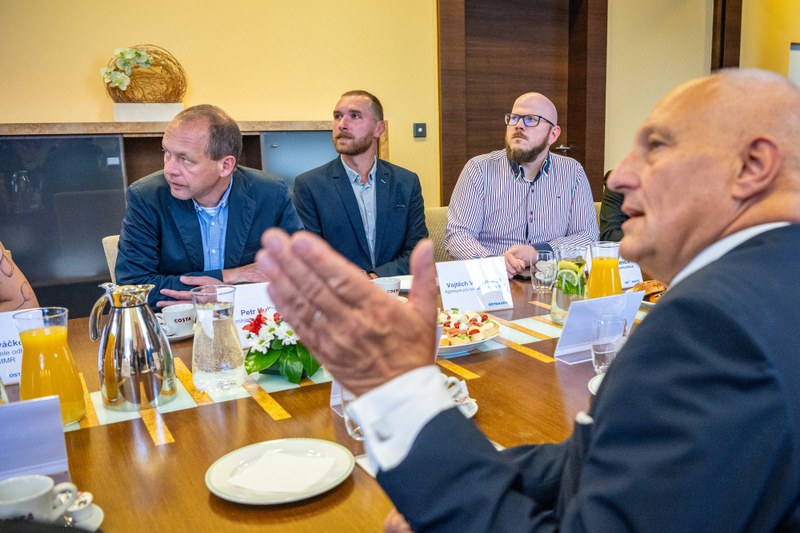 Připravená prezentace vyvolala u ministerské návštěvy zájem a odezvu