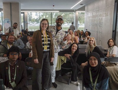 Náměstkyně primátora Andrea Hoffmannová s účastníky Moonshot Young Leaders Campu. Foto: Lukáš Kaboň