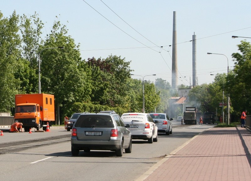 Muglinovská: místo trolejbusů autobusy Muglinovská: místo trolejbusů autobusy