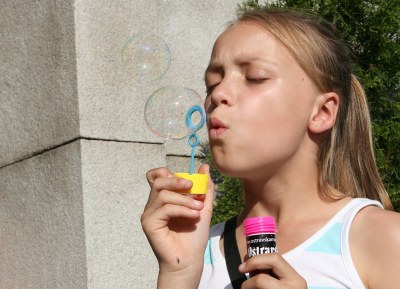 Stejně jako před dvěma lety zahájí letos Ostravskou muzejní noc mraky mýdlových bublin. Foto: B. Krzyžanek