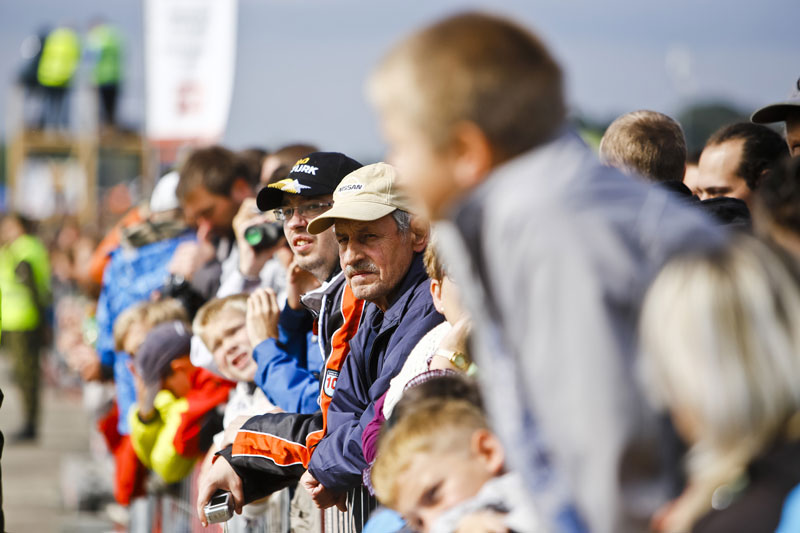 Diváci při sledování programu