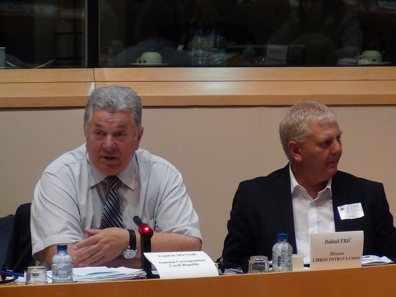 Vojtěch Mynář (vlevo) a Dalimil Frič, ředitel Centra Libros Ostrava
