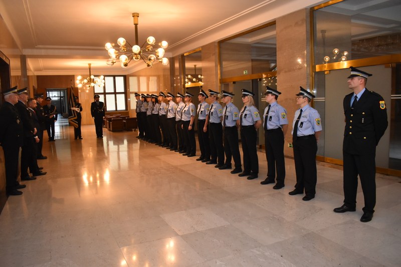 Na magistrátě složily slavnostní slib nové posily Městské policie Ostrava Na magistrátě složily slavnostní slib nové posily Městské policie Ostrava