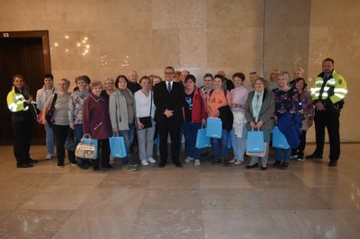 Účastníci projektu SeniorOVA akademie se na Nové radnici setkali s ostravským primátorem Janem Dohnalem. Foto: MMO