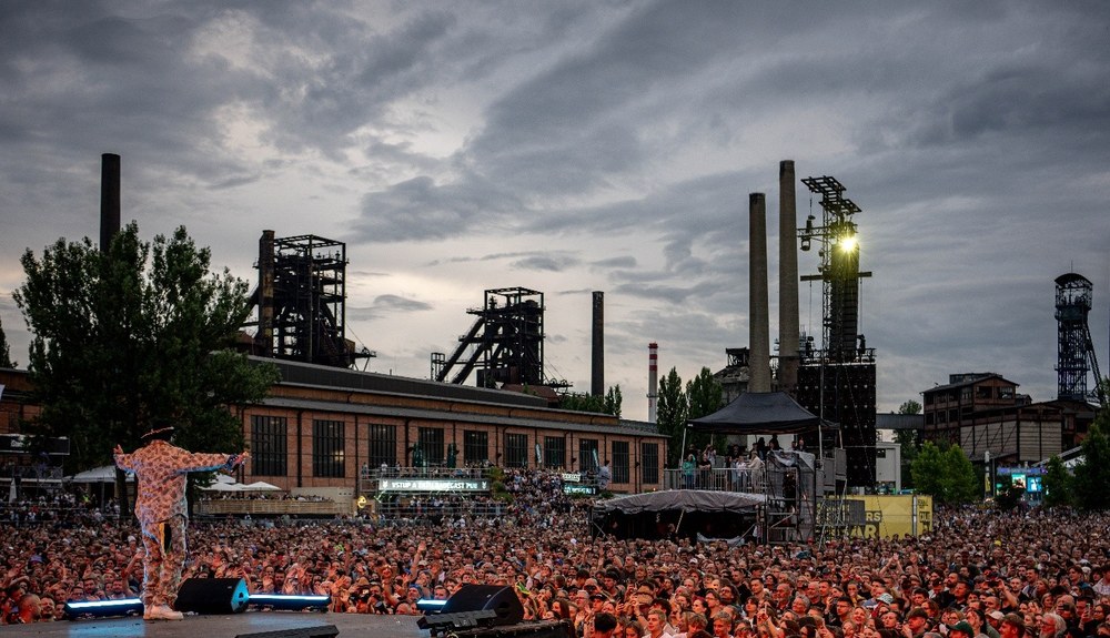 Industriální areál Dolní oblast Vítkovice během Colours of Ostrava. Foto: Lukáš Kaboň