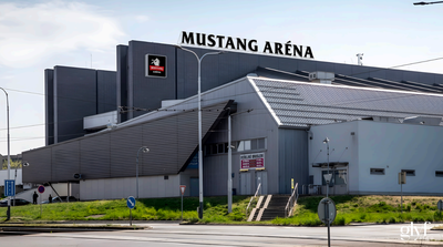 Brzký vzhled nové Mustang Arény. Vizualizace: Glyf Studio