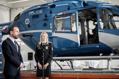 Primátor Tomáš Macura zahajuje provoz policejní letecké služby v Ostravě. Foto: Lukáš Kaboň 