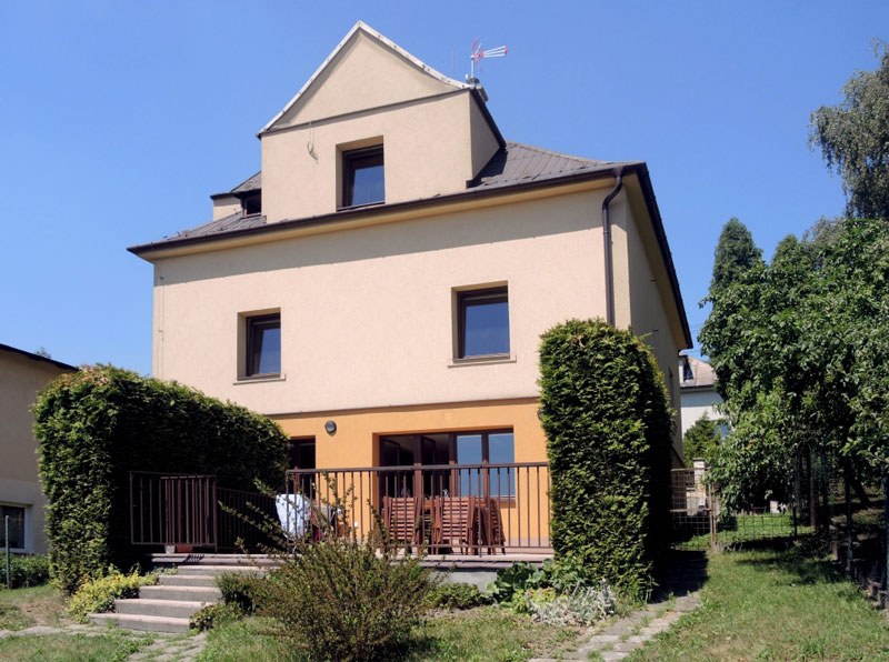 Vilka v Bronzové ulici.   