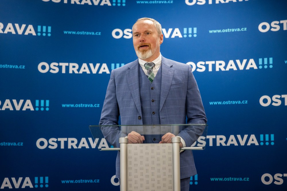 Náměstek primátora Břetislav Riger na tiskové konferenci. Foto: Jiří Zerzoň