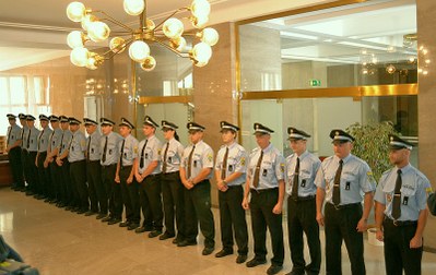 „Slibuji!“ složili slavnostní přísahu noví městští policisté.  Foto: P. Havránek, B. Krzyžanek