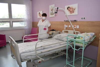 Staniční sestra Jiřina Kyčerková v jednom z pokojů. Foto: René Stejskal