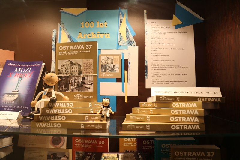 Nový sborník Archivu města Ostravy byl právě pokřtěn Nový sborník Archivu města Ostravy byl právě pokřtěn