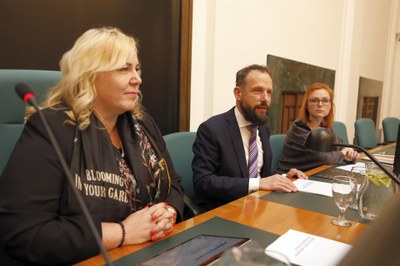 Z dnešního semináře k návrhu stavebního zákona. Zleva ministryně Klára Dostálová, primátor Tomáš Macura a náměstkyně primátora Zuzana Bajgarová. Foto: Jiří Zerzoň.