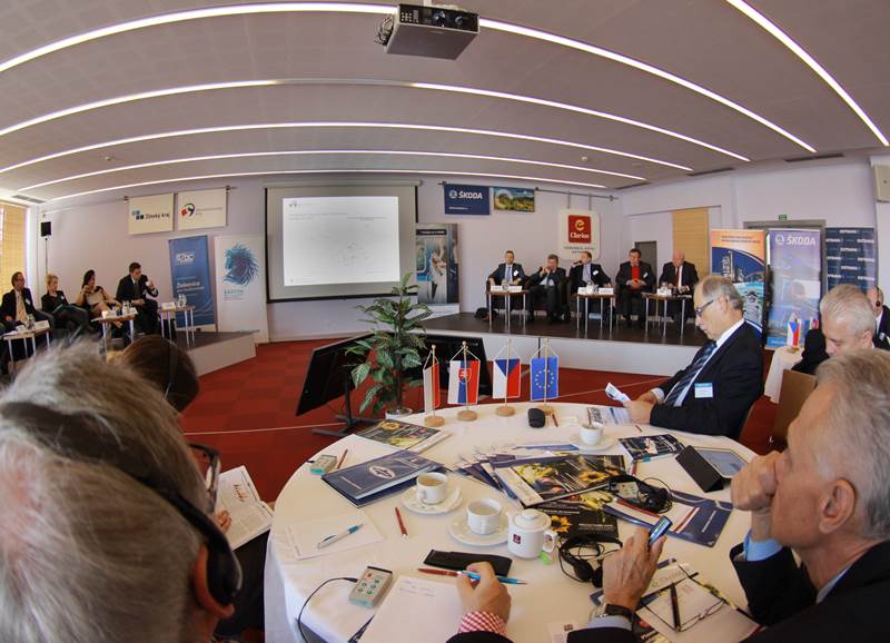 Konference se konala v ostravském Clarion Congress Hotelu. Foto: J. Zerzoň Konference se konala v ostravském Clarion Congress Hotelu. Foto: J. Zerzoň