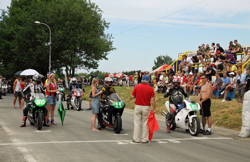 Startovní rošt na radvanickém okruhu