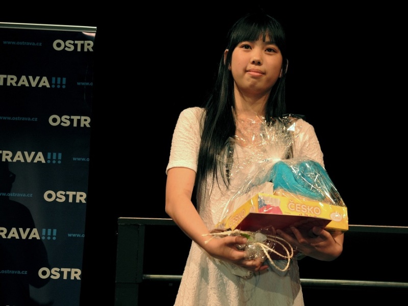 Číňanka Xu Jinghui byla oceněna za pokroky v češtině.