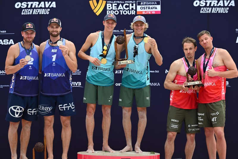 Stupně vítězů v mužské kategorii