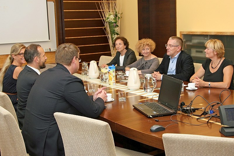 Delegace WHO při rozhovoru v Radnici města Ostravy.