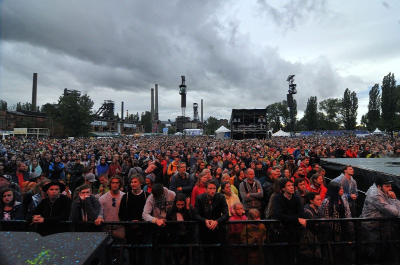 Ani vrtochy počasí diváky neodradily.