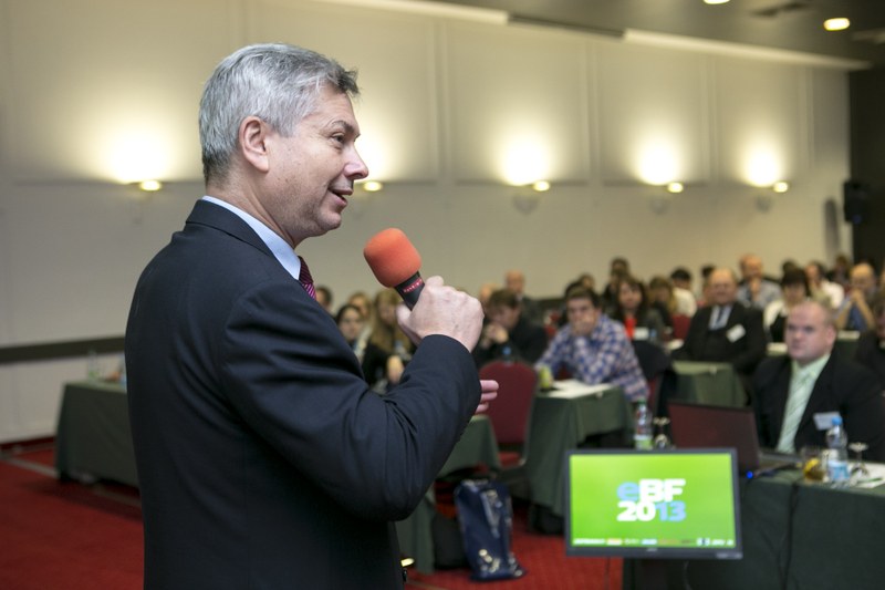 Úvodního slova se ujal primátor města Ostravy Petr Kajnar.