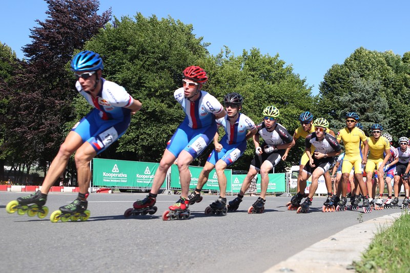 Češi si ve vláčku pro vítězství nedojeli