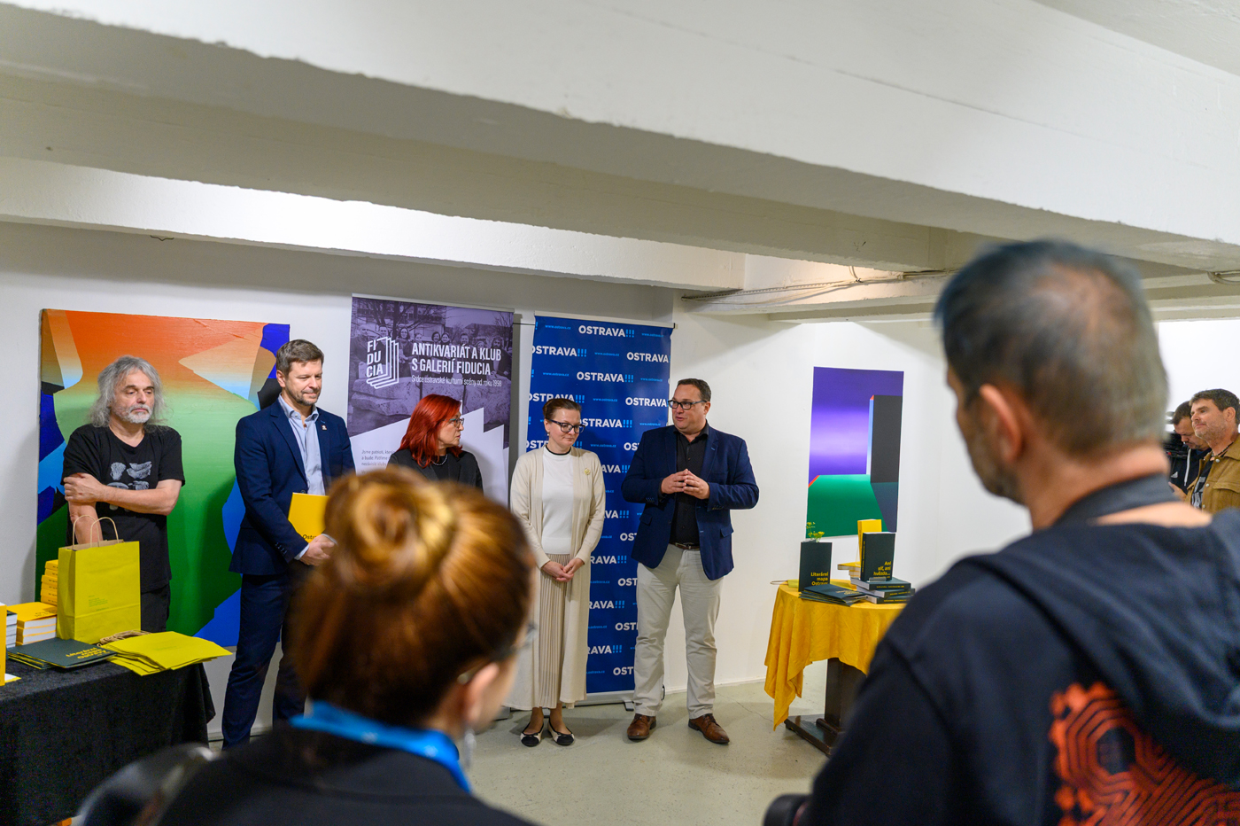 Představení trilogie Literární Ostrava 1918 - 2018 v Antikvariátu a klubu Fiducia