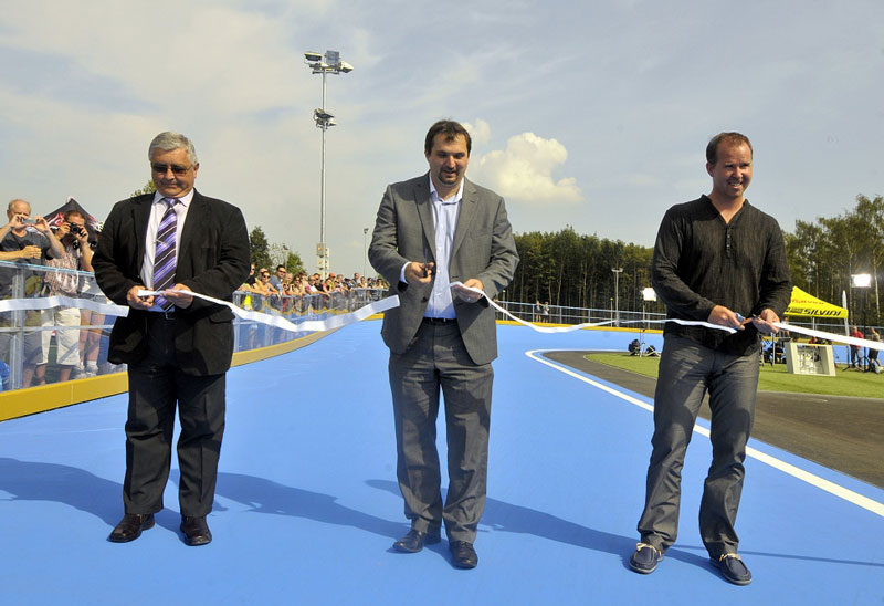 Zleva starosta Vítkovic Petr Dlabal, náměstek primátora Martin Štěpánek a předseda ČSKB Michal Hrazdíra. Foto: J. Urban Zleva starosta Vítkovic Petr Dlabal, náměstek primátora Martin Štěpánek a předseda ČSKB Michal Hrazdíra. Foto: J. Urban