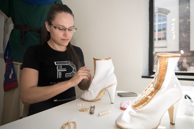 Rukodělná výroba obuvi. Foto: Lukáš Kaboň