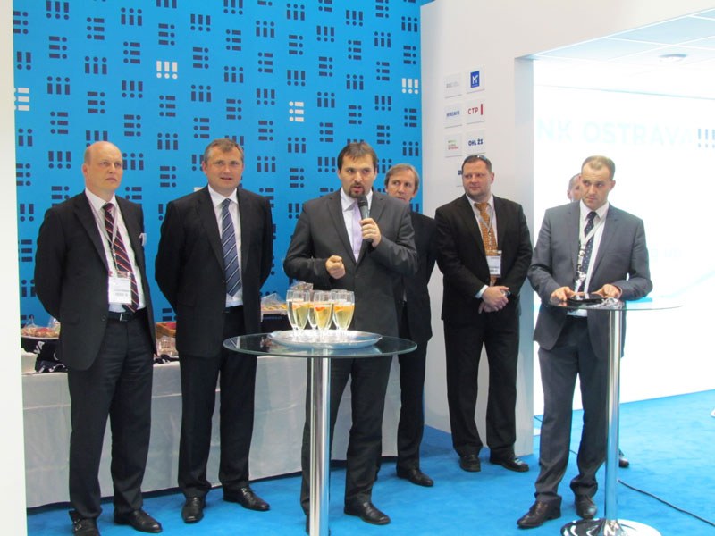 Náměstci primátora na veletrhu, hovoří M. Štěpánek