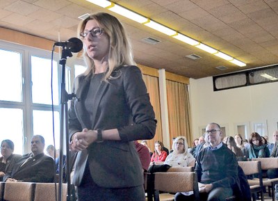 Náměstkyně Kateřina Šebestová uvádí argumenty, proč by se neměla stávající ostravská spalovna rozšiřovat. Foto: René Stejskal 