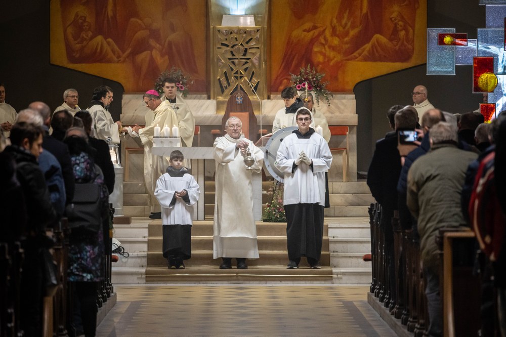 Bohoslužba v ostravské katedrále Božského Spasitele. Foto: Jiří Zerzoň