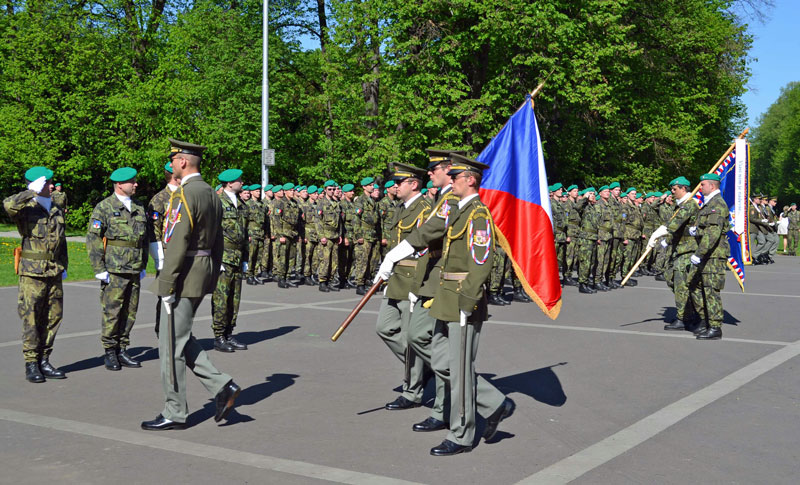 Defilé jednotky Armády ČR