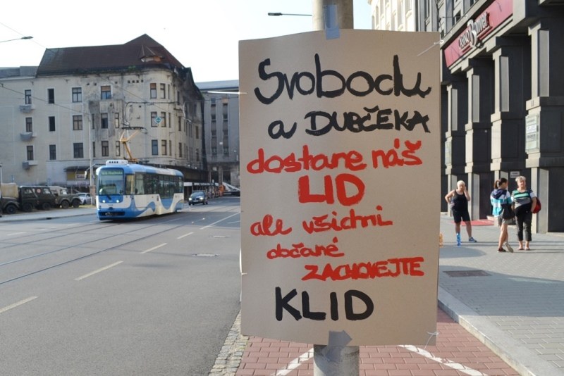 Připomínka 50 let od okupace v ostravských ulicích. 