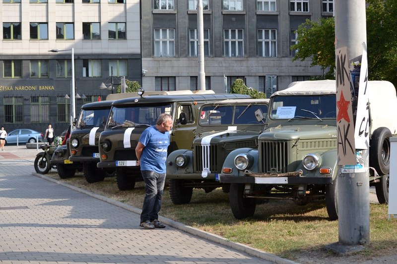 Připomínka 50 let od okupace v ostravských ulicích. 