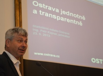 Primátor Petr Kajnar se ujal úvodního slova.