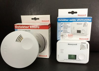 Požární hlásiče a detektory oxidu uhelnatého. Foto: archiv 