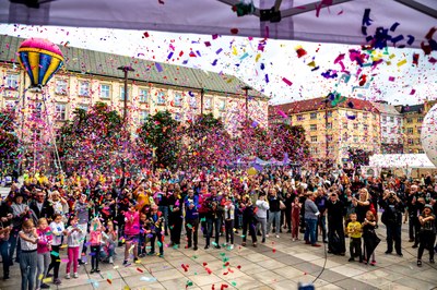Zahájení Ostravské muzejní noci bylo velkolepě barevné. Foto: GVUO