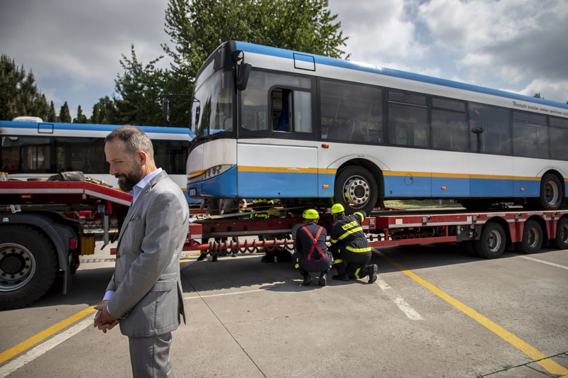 Ostravské autobusy budou pomáhat na Ukrajině Ostravské autobusy budou pomáhat na Ukrajině