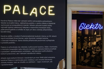 Pohled do výstavní expozice. Foto: Martin Popelář