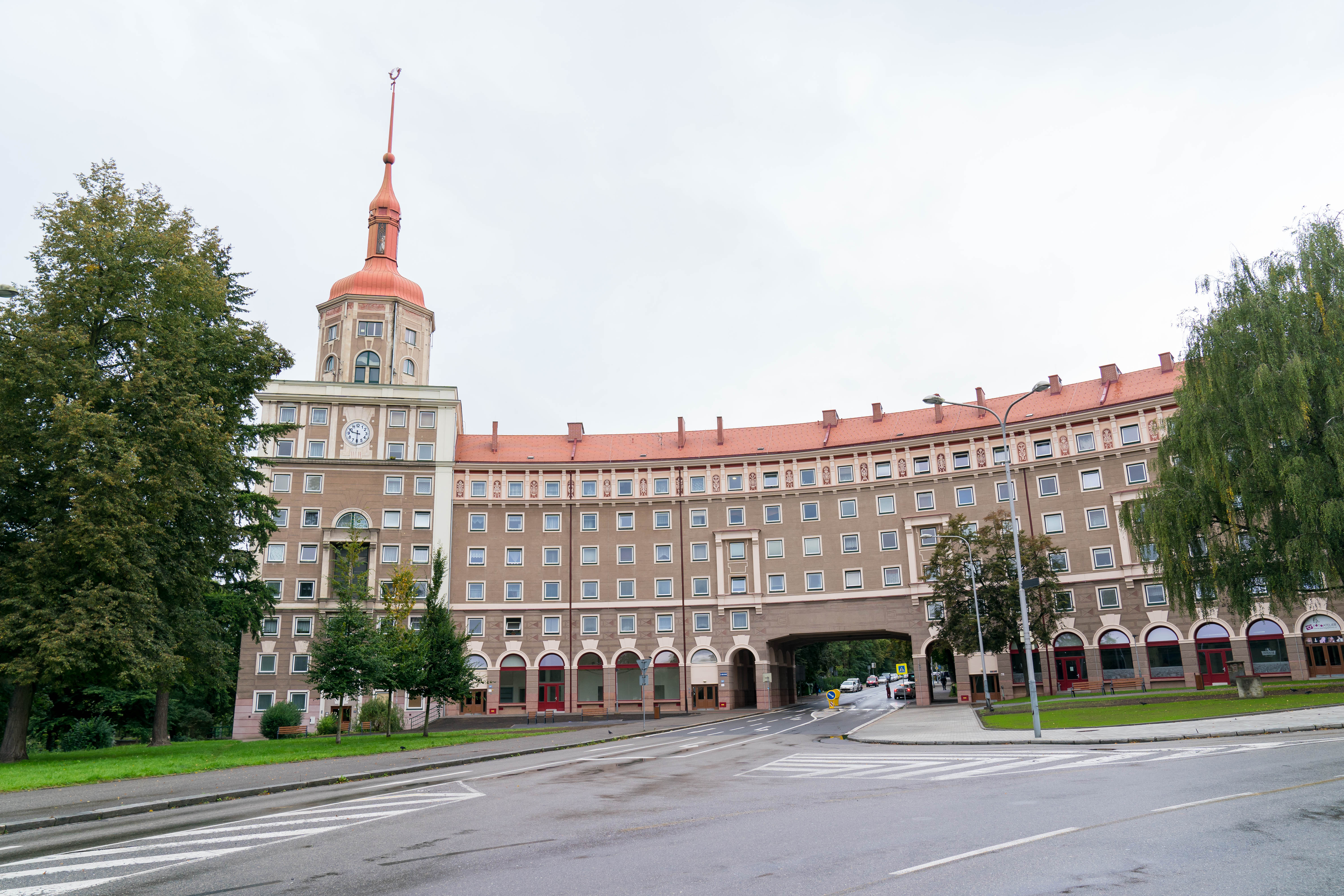 Jedním z oceněných projektů je rekonstrukce bytů v porubském Oblouku. Foto: MMO