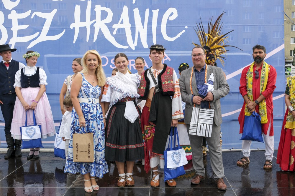 Účinkující i diváky pozdravili primátor Jan Dohnal a náměstkyně primátora Lucie Baránková Vilamová