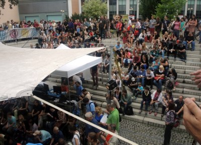 Centrum se proměnilo v jedno velké hlediště. Foto: J. Urban