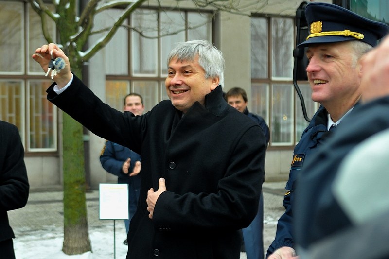 Klíče od nových vozidel předal primátor P. Kajnar