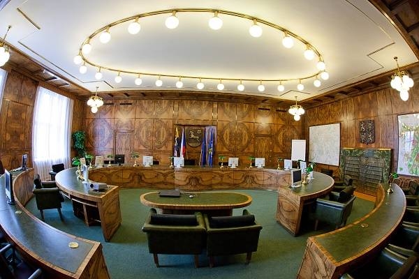 Síň rady města Ostravy. Foto: archiv MMO. Síň rady města Ostravy. Foto: archiv MMO.