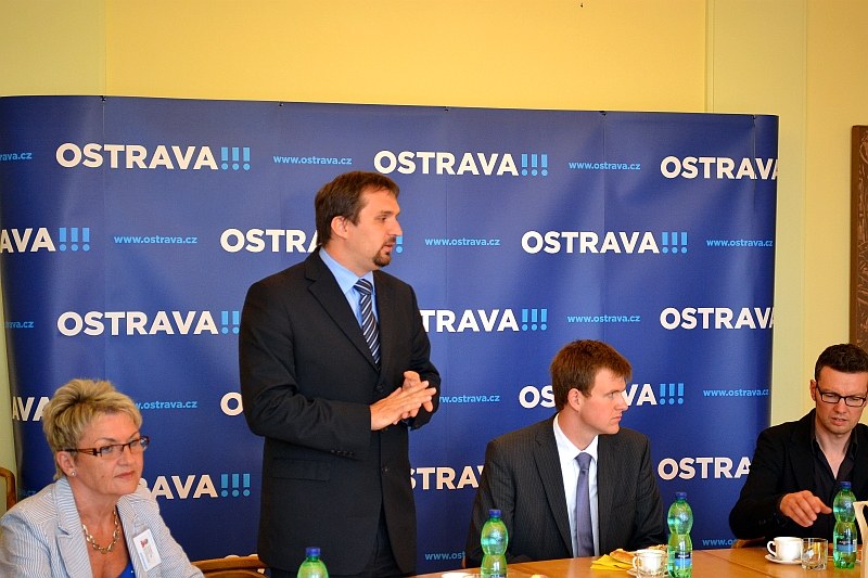 Delegaci uvítal náměstek primátora Martin Štěpánek
