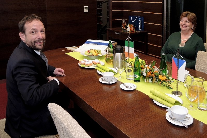 Velvyslankyni Irska A. Kellyovou přijal primátor T. Macura