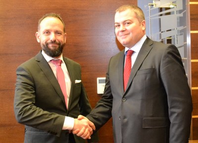 Primátor Tomáš Macura s moldavským velvyslancem Vitalie Rusuem. Foto: René Stejskal